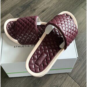 APL Athletic Propulsion Labs Unisex Lusso Slide‎ in Burgundy Creme Size 10 NEW